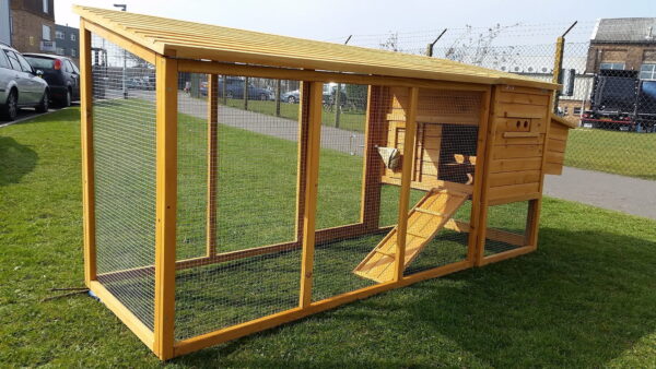 Barnyard Chicken Coop - Image 4