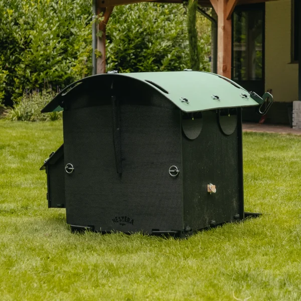 Nestera - Easy cleaning Chicken Coop (2-5 hens) - Image 5
